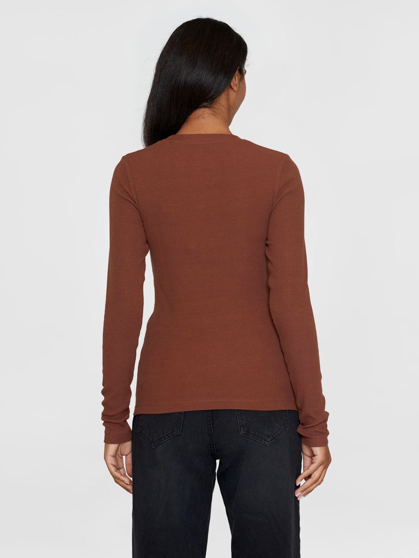 T-shirt manches longues en coton bio | marron "rib scoop neck long sleeved tiramisu"