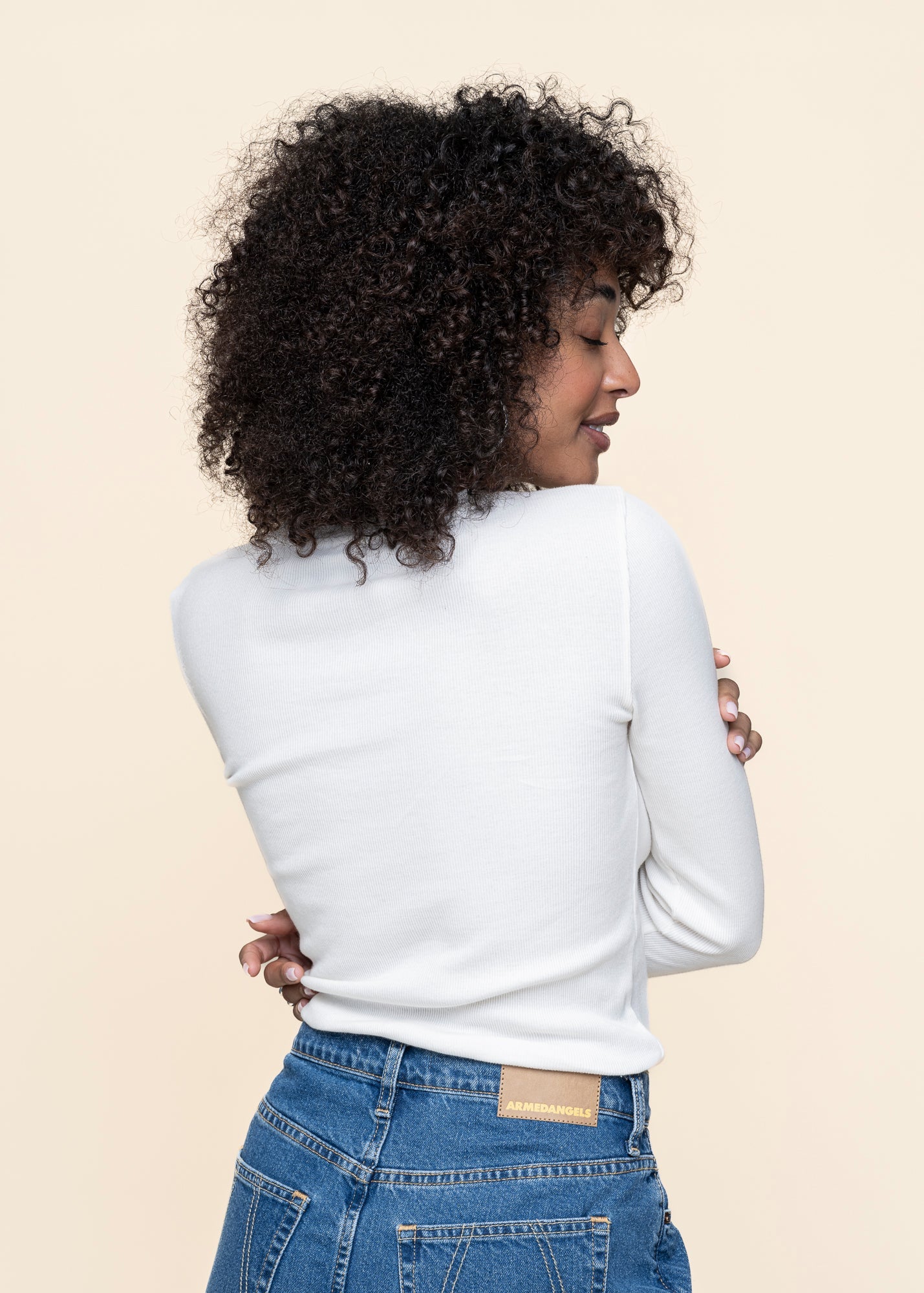T-shirt manches longues en coton bio | blanc "rib scoop neck long sleeved star white"