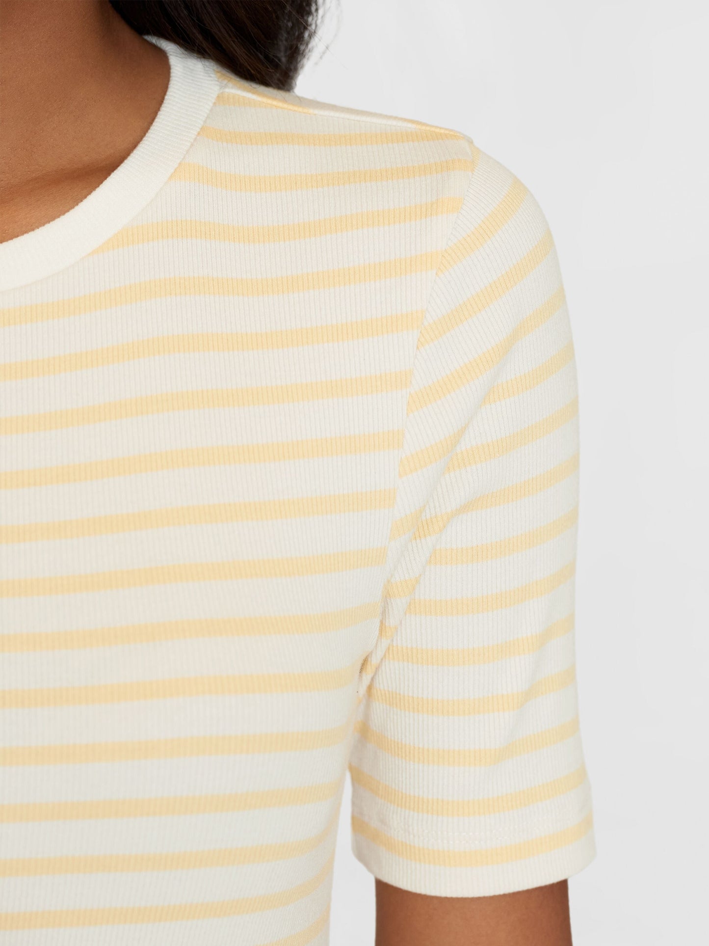 T-shirt côtelé en coton bio | Rayé jaune "striped rib t-shirt yellow stripe"