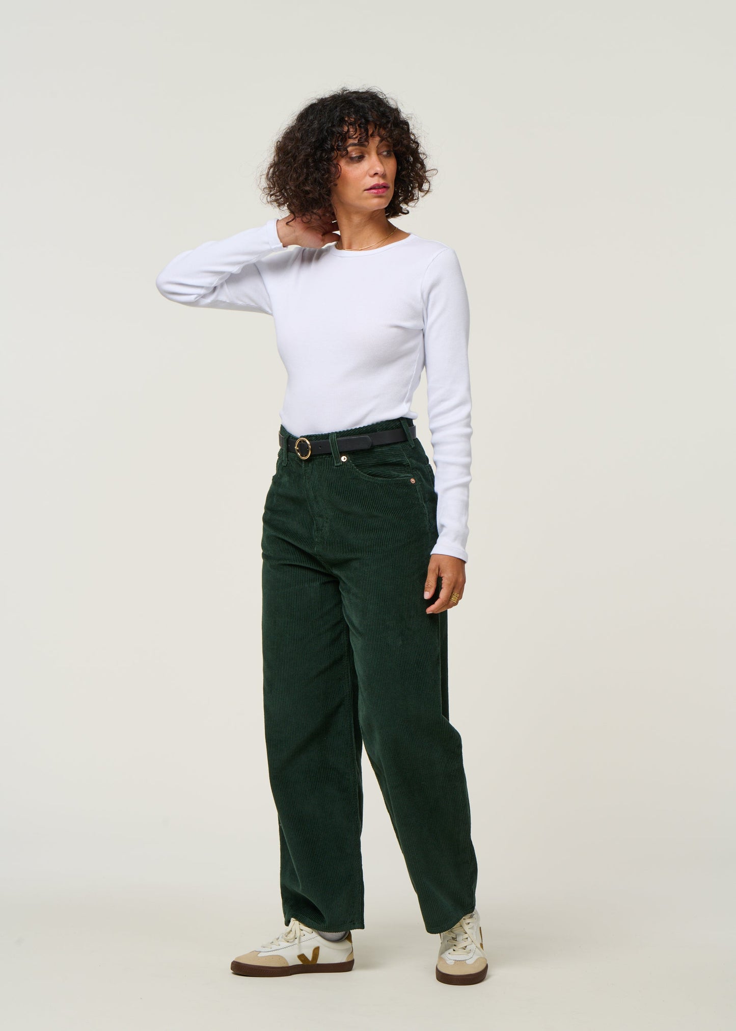 Pantalon ballon velours en coton bio | vert "leila cord - dark green cord"