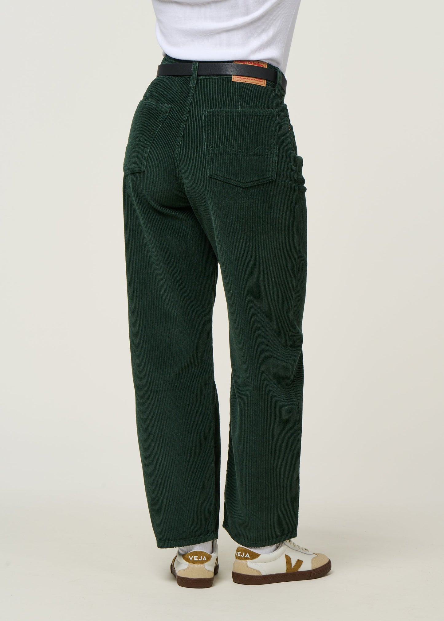 Pantalon ballon velours en coton bio | vert "leila cord - dark green cord"