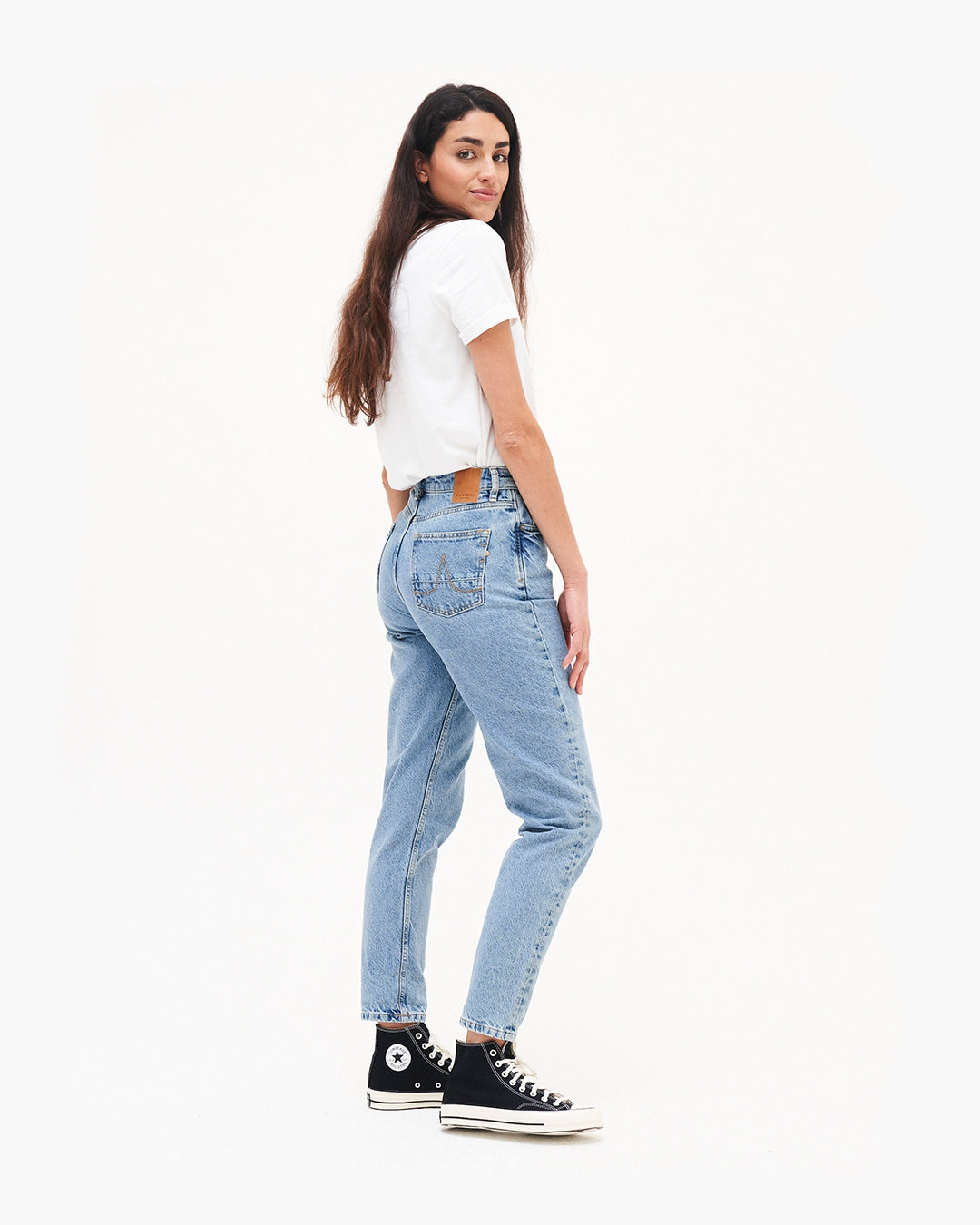 Jean mom en coton recyclé | bleu "nora loose tapered heritage blue light blue"