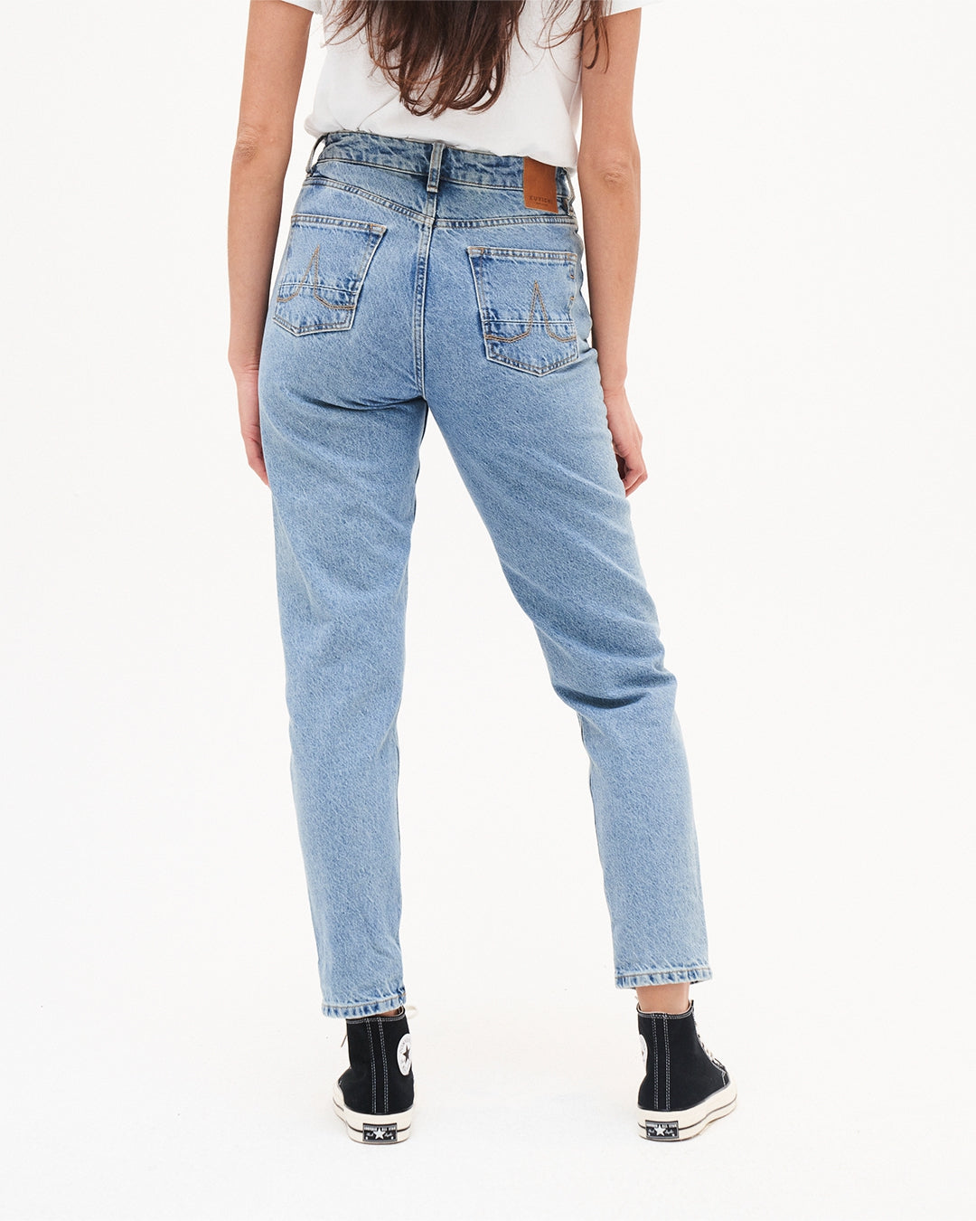Jean mom en coton recyclé | bleu "nora loose tapered heritage blue light blue"