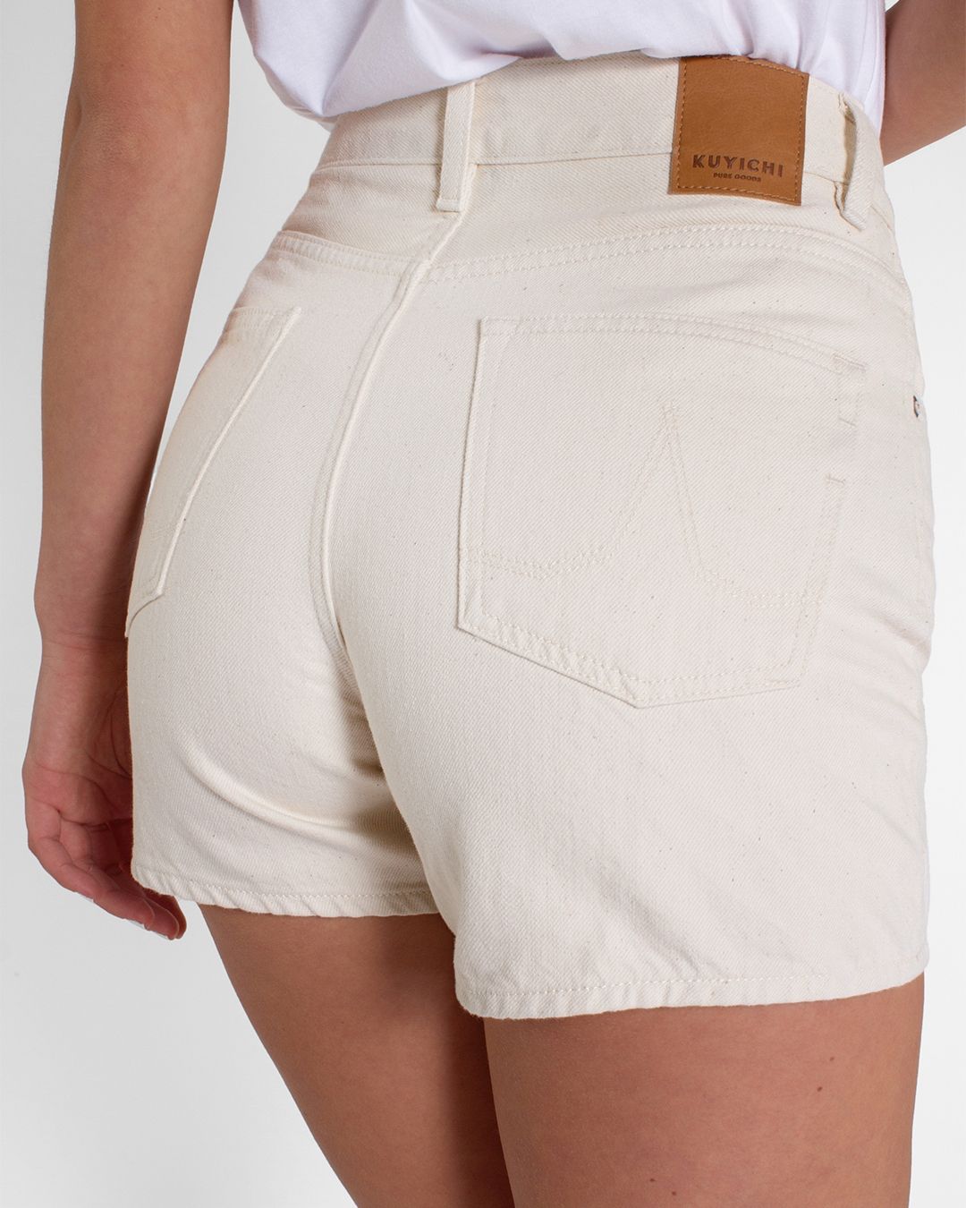 Short en jean écru en coton bio - demi short off white