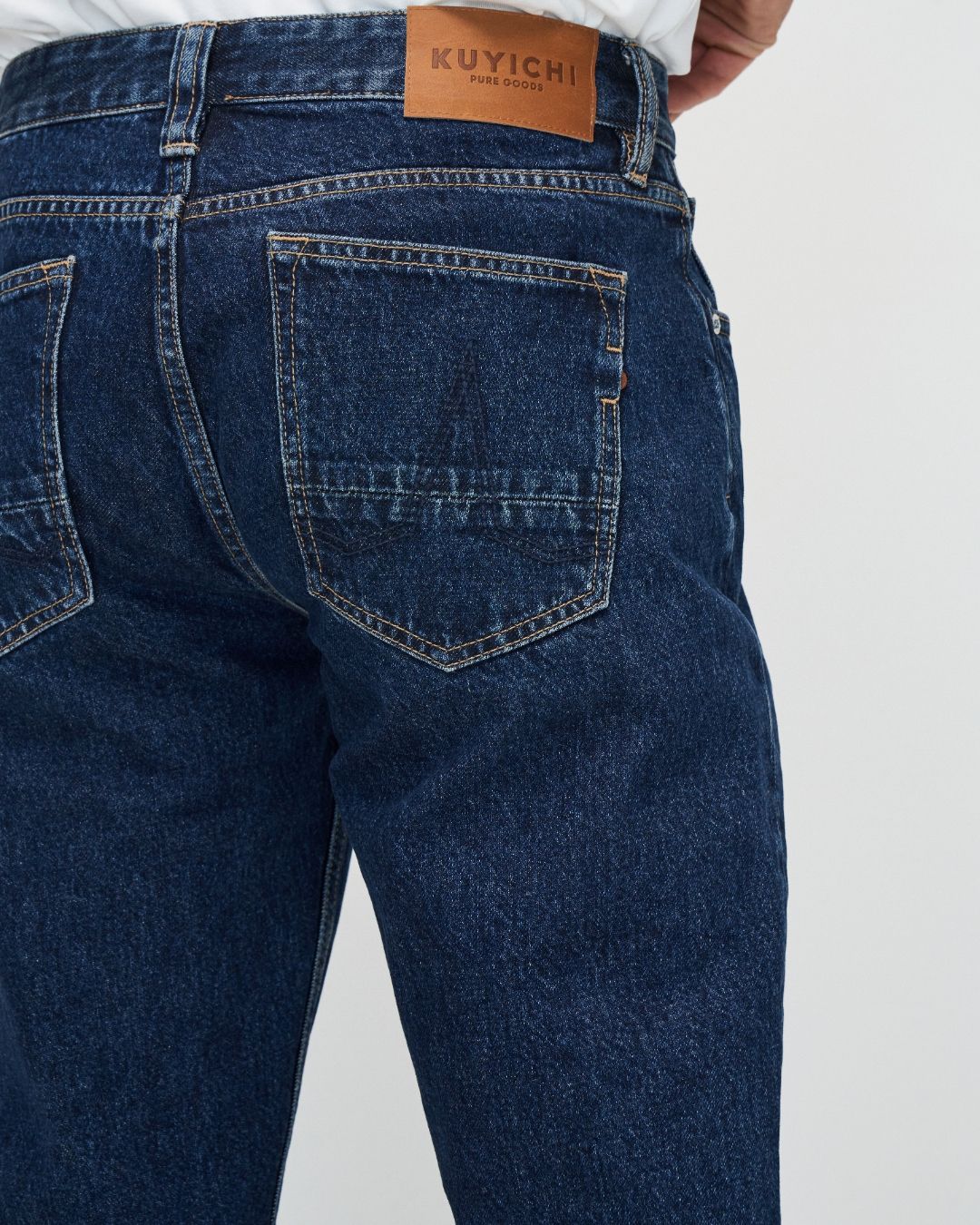 Jean slim en coton bio | bleu brut "codie tapered kind of blue"