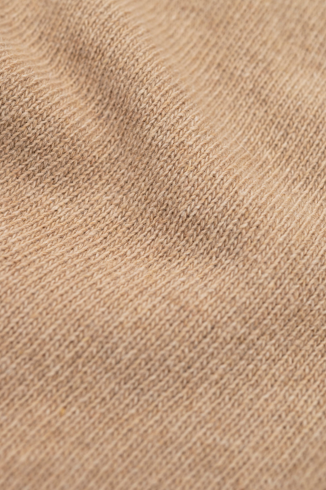 Cagoule en matières recyclées | camel "knit hood oatmeal"