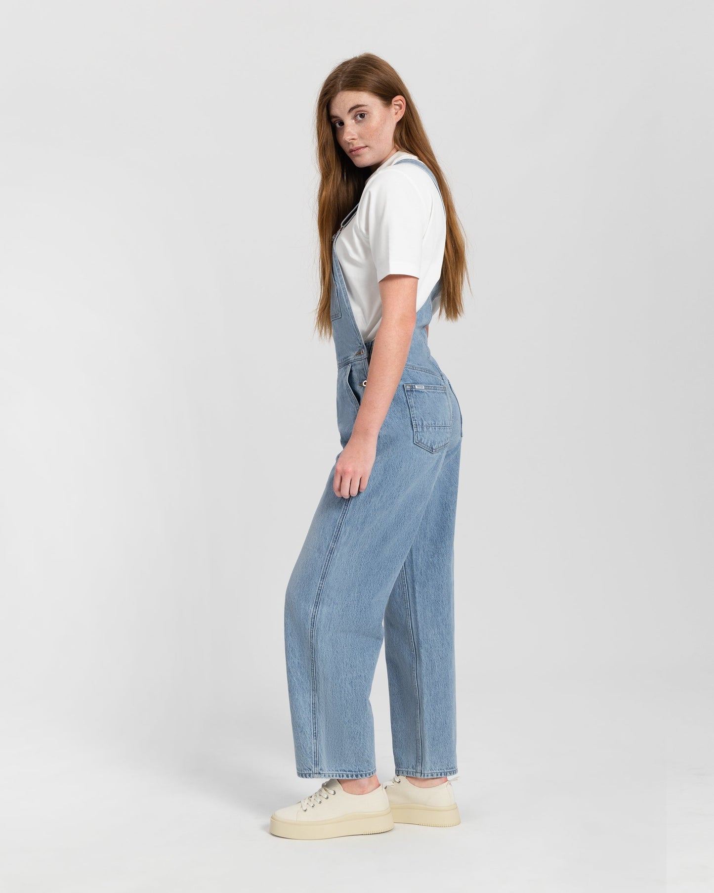 Salopette en coton bio et recyclé | Bleu délavé 'jonna dungaree light denim'
