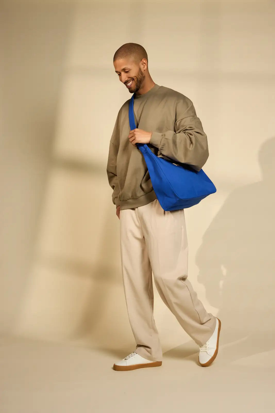 Sac à bandoulière en coton biologique | bleu "hobo claire - bleu électrique"