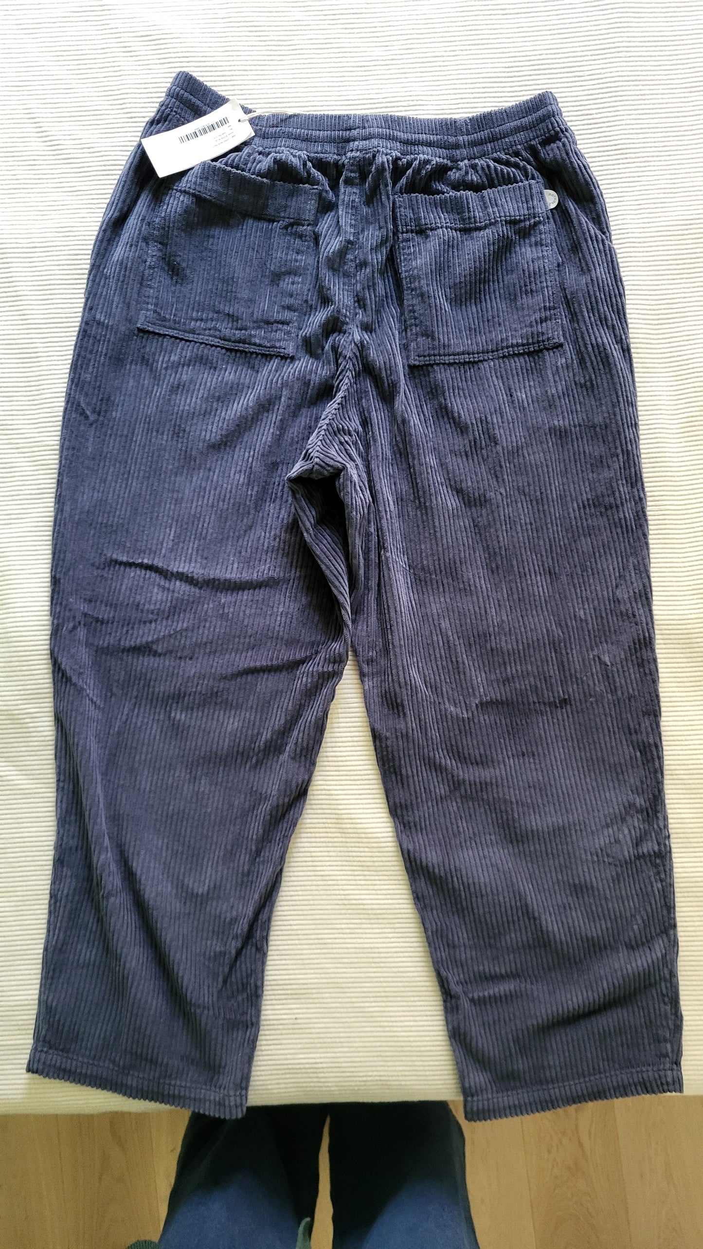 Pantalon large velours côtelé en coton bio | bleu 'cord wide pant - stone blue'