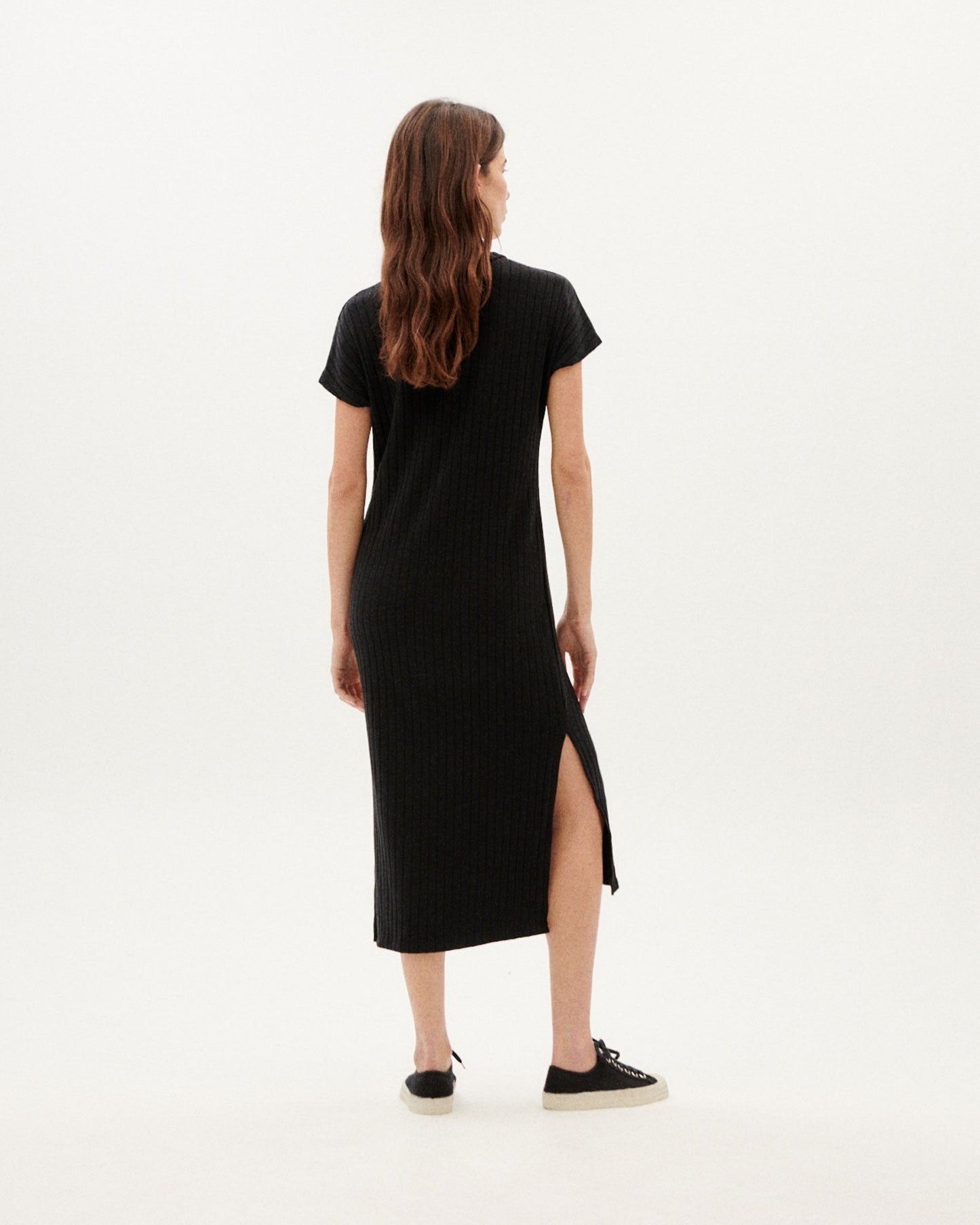 Robe longue côtelée noire en tencel et refibra - black cherry dress