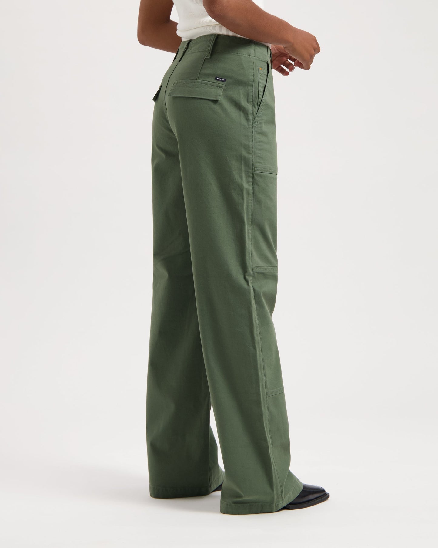 Pantalon ample cargo en coton bio | vert "carmen cargo moss green"