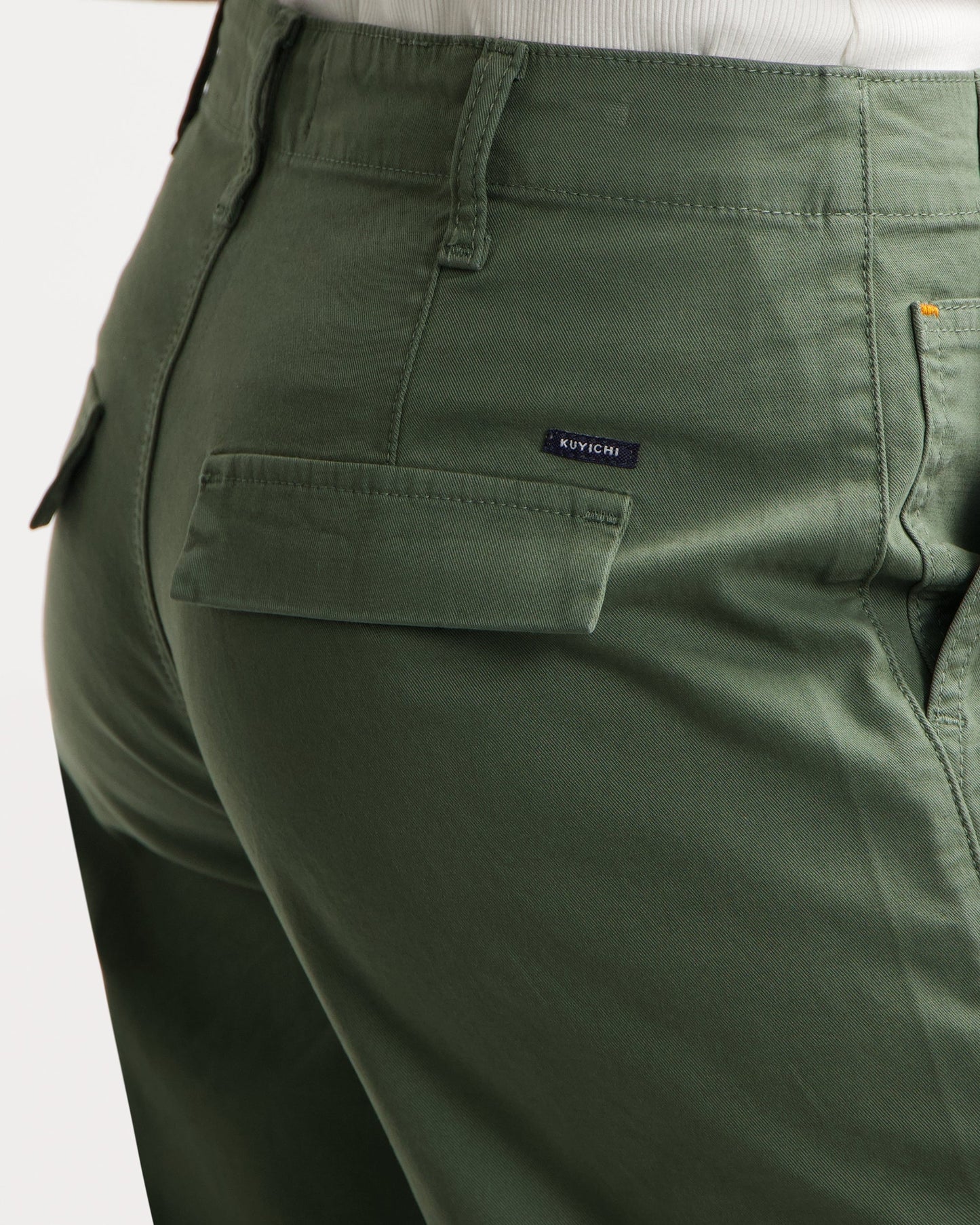 Pantalon ample cargo en coton bio | vert "carmen cargo moss green"