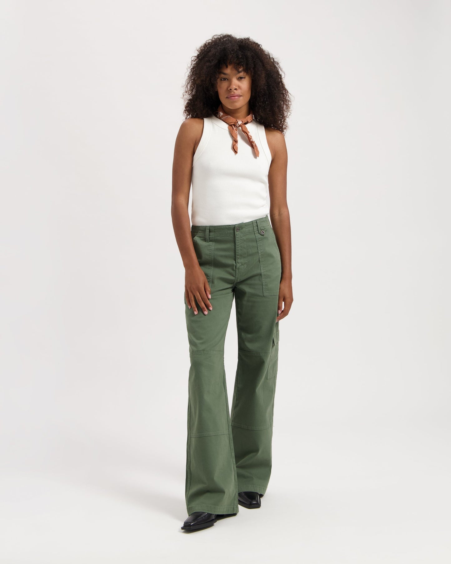 Pantalon ample cargo en coton bio | vert "carmen cargo moss green"