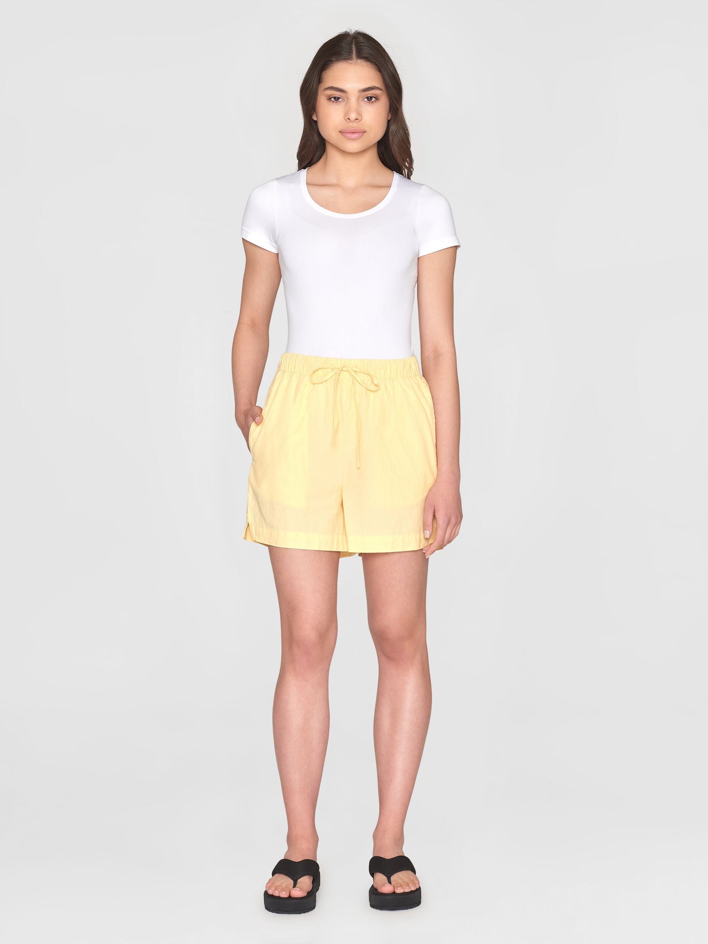 Short ample en coton bio | Jaune "posey wide waist shorts impala"