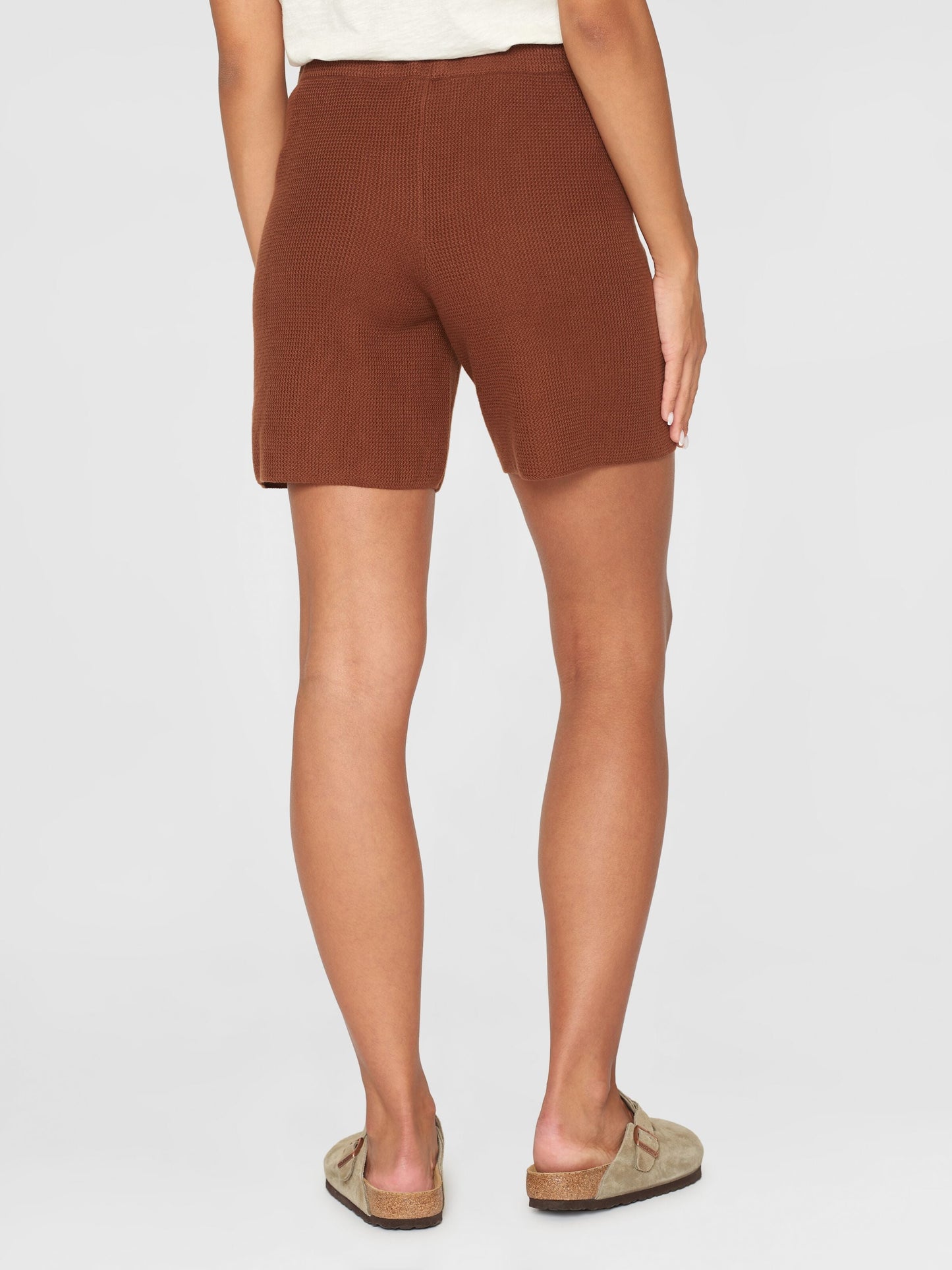 Short en coton bio | Marron "gale mid-rise cotton racking stich shorts tiramisu"