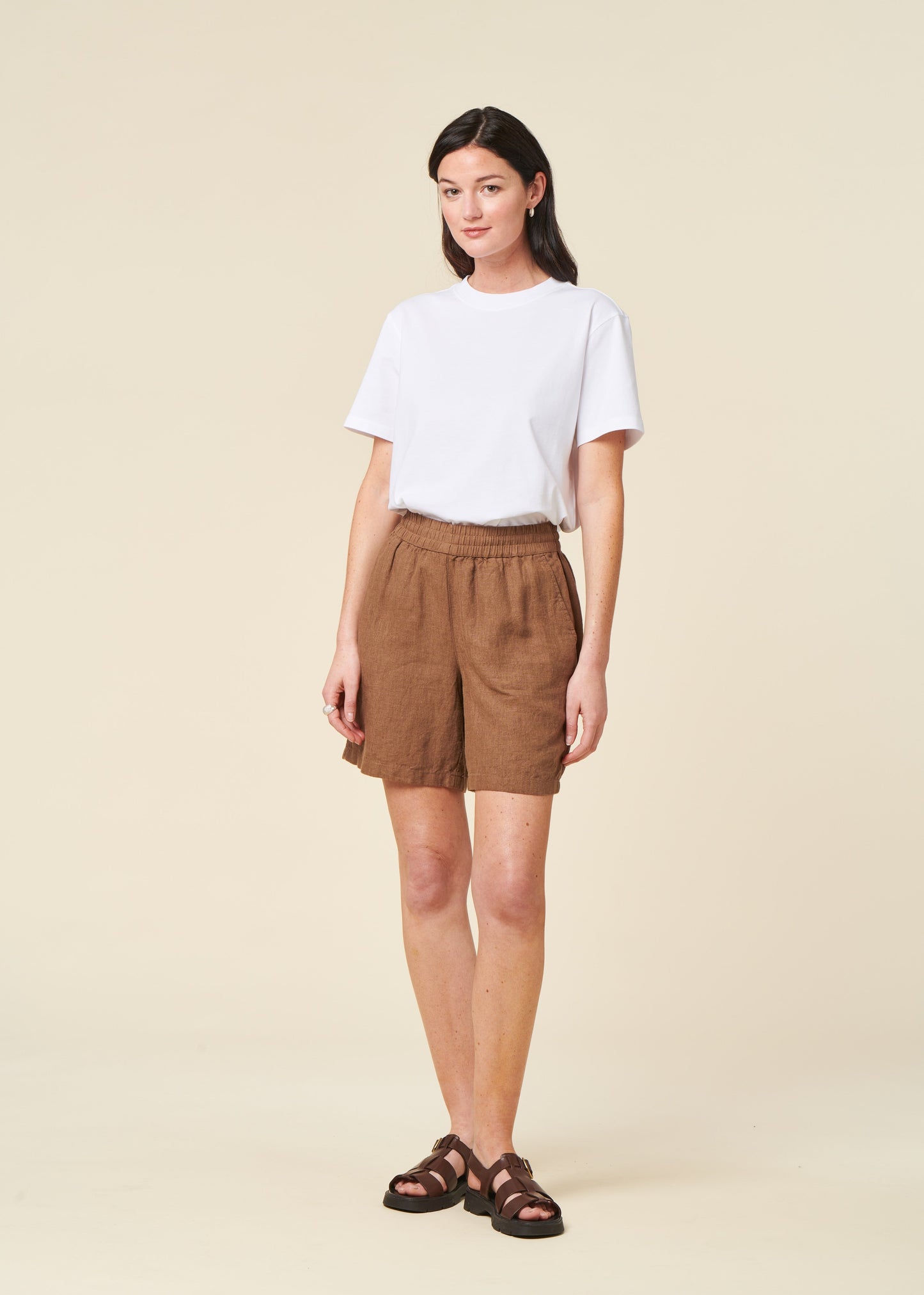 Short en lin biologique | gris "Posey wide mid-rise linen shorts - gots/vegan - 1019 tuffet"