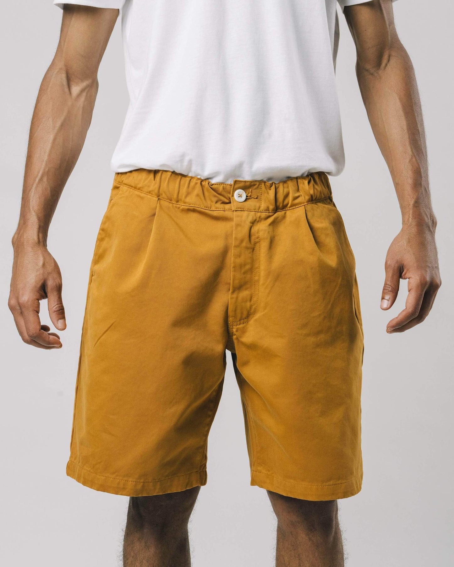 Short large ocre en coton bio