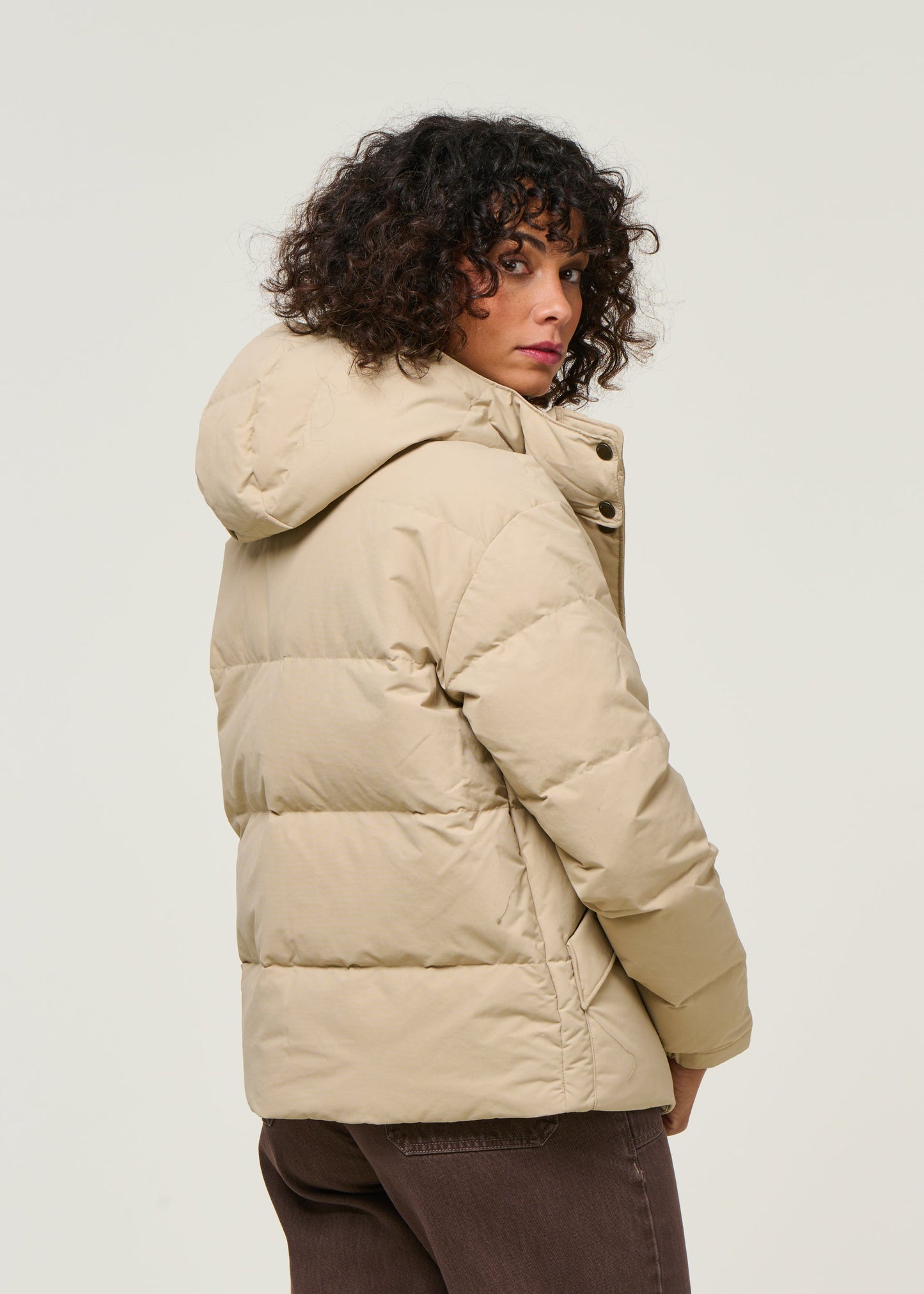 Doudoune en matière recyclée | beige "downdrift jkt - otsg"