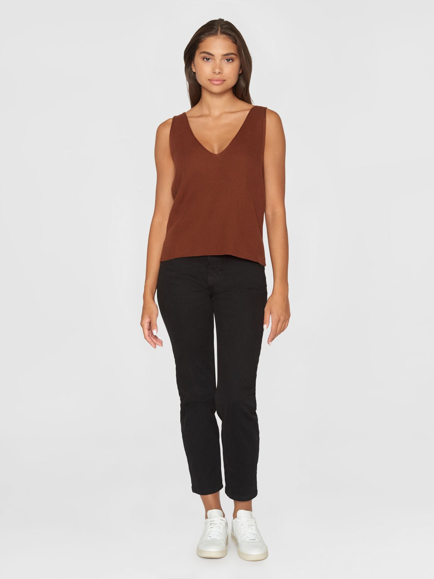 Top en maille en coton bio | Marron "regular cotton racking stich top tiramisu"