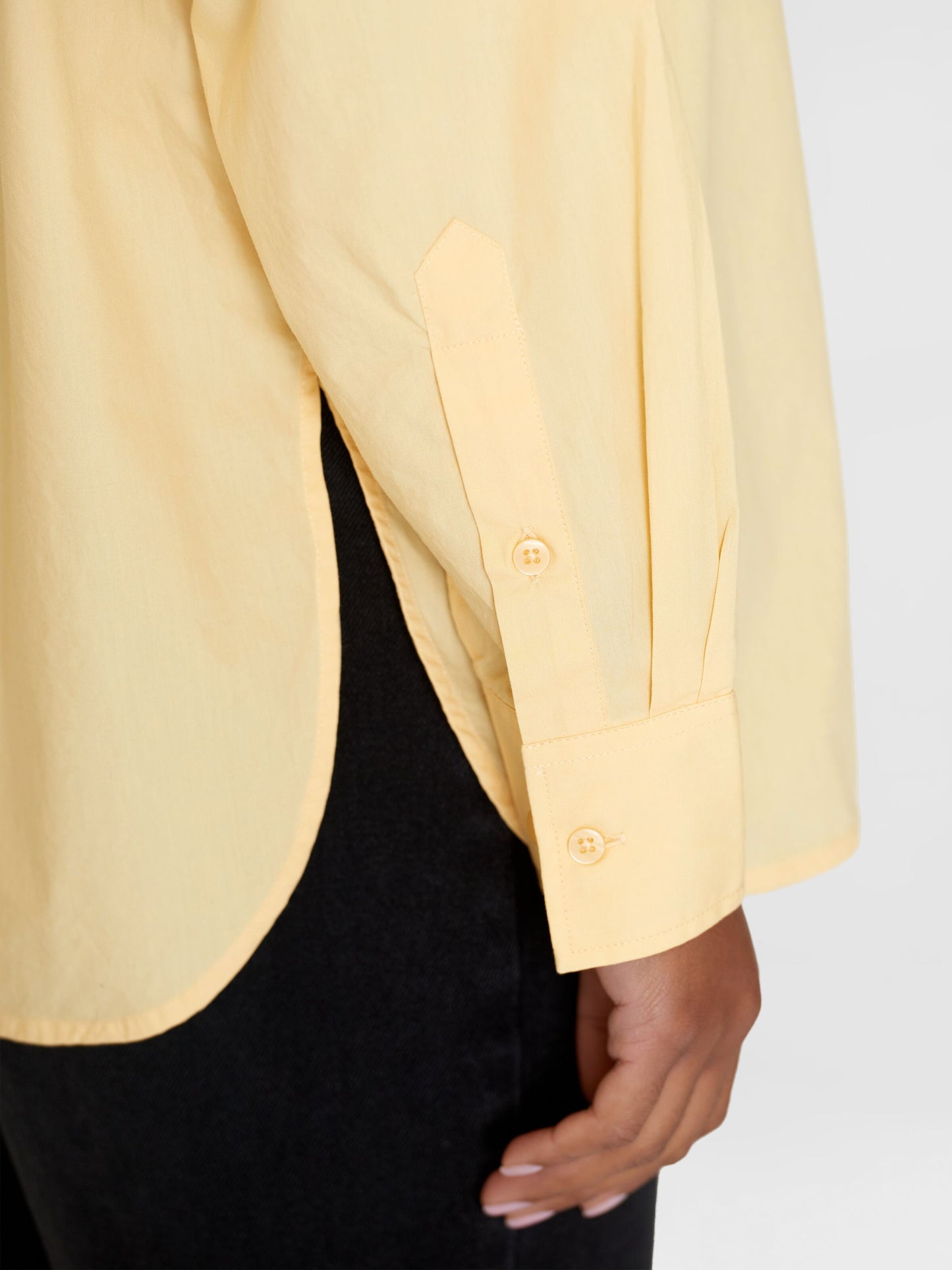 Chemise ample en coton bio | jaune "boxy poplin long sleeved shirt impala"