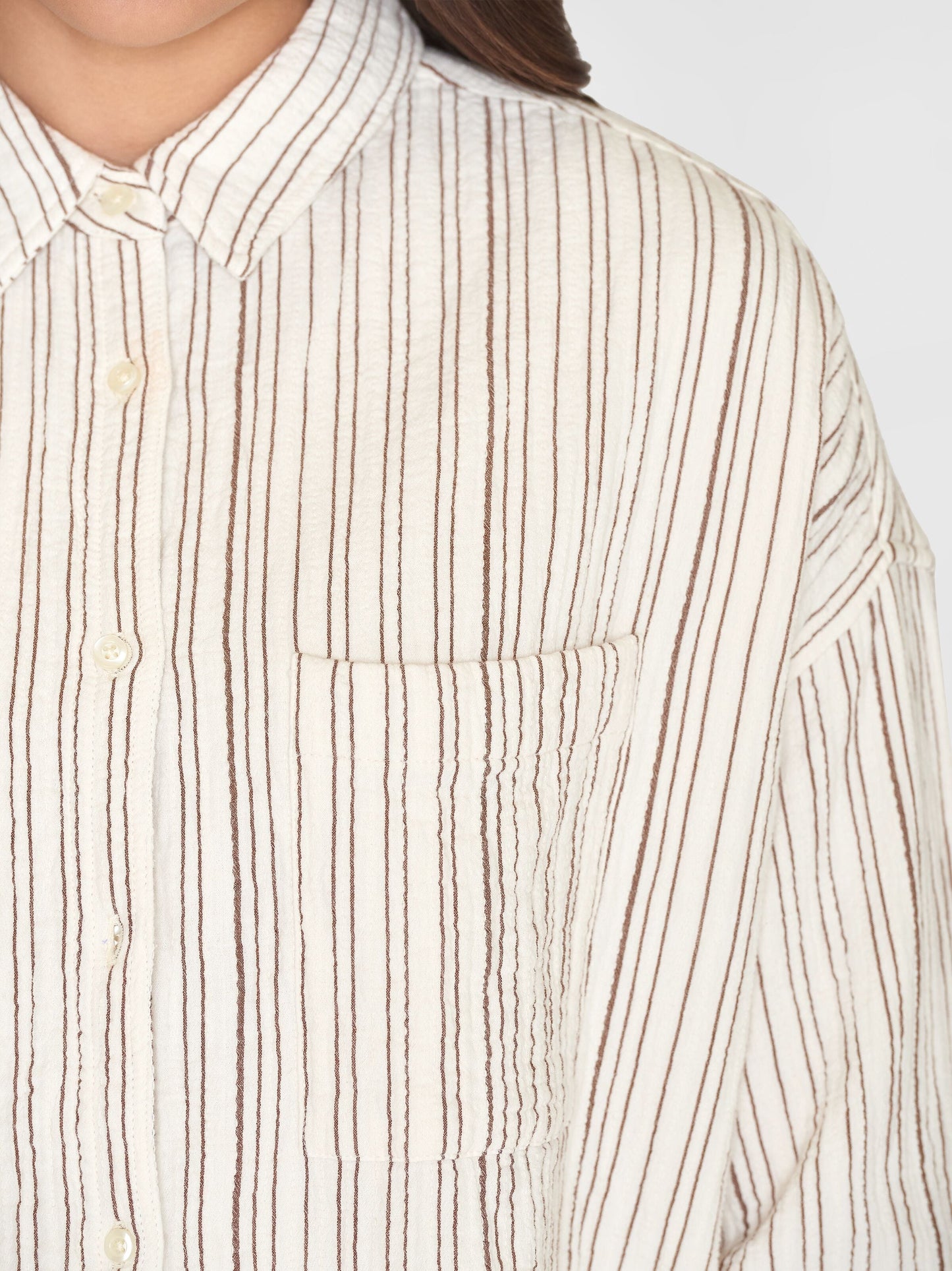 Chemise en coton bio | Rayé marron "wrinkle stripe loose a-shape brown stripe"