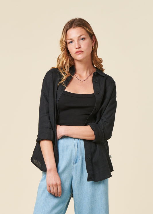 Chemise en lin biologique | noir "loose linen long sleeved shirt black jet"