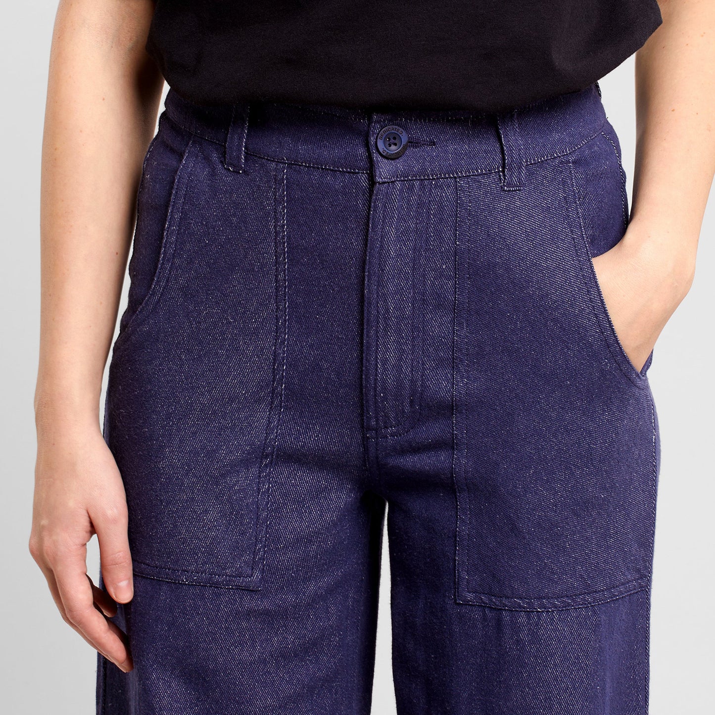 Pantalon cargo en coton bio et chanvre | Marine "workwear pants vara hemp navy black iris"