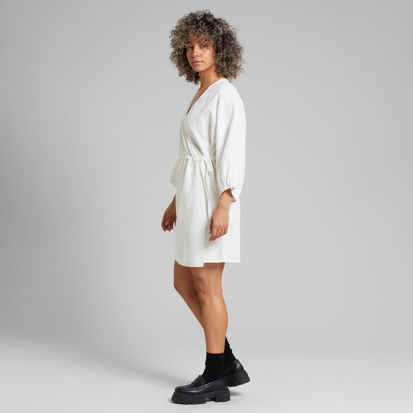 Robe portefeuille en coton bio | Blanc "wrap dress ugglan off-white"