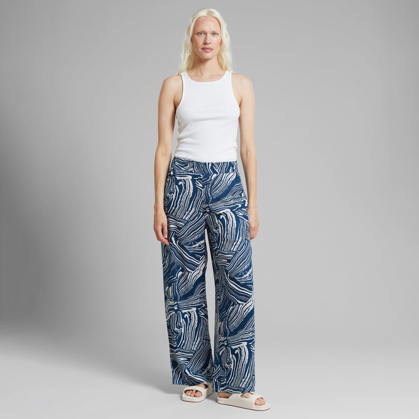 Pantalon ample en tencel | Bleu à motifs blancs "pants ale clay swirl blue"