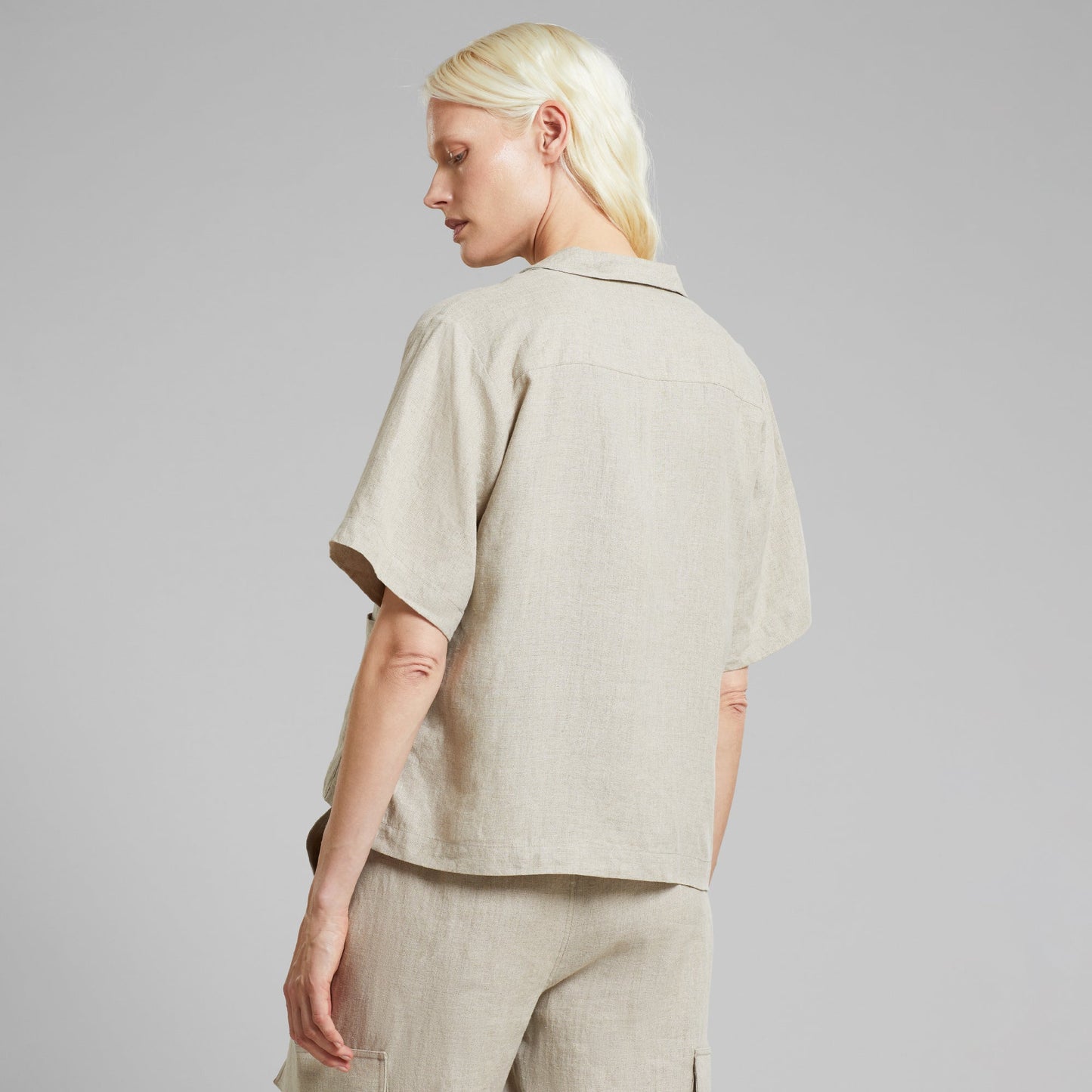 Chemisette brodée en lin | écru "shirt valje linen emb ecru"