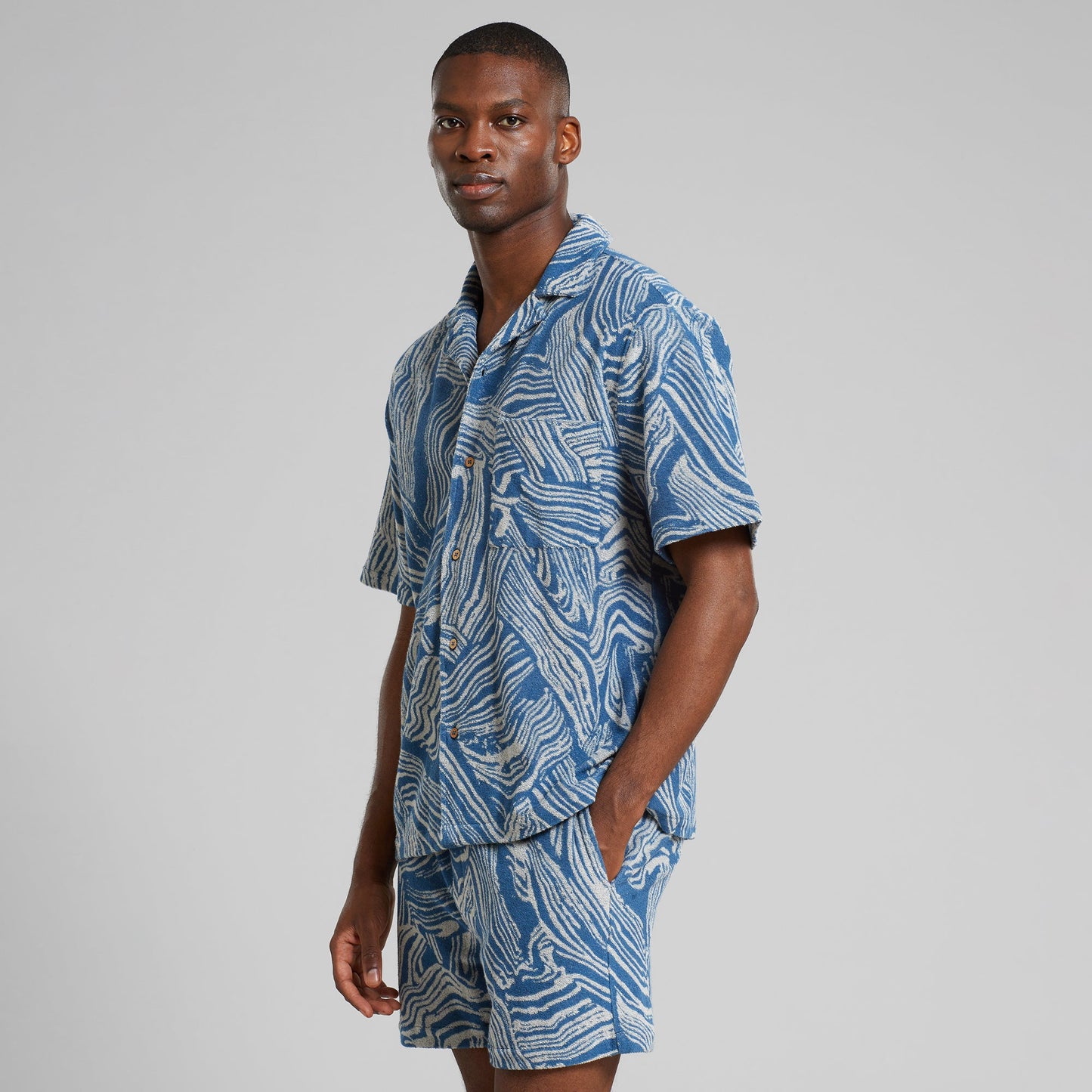 Chemisette en éponge de coton bio | bleu "terry shirt marstrand clay swirl blue"