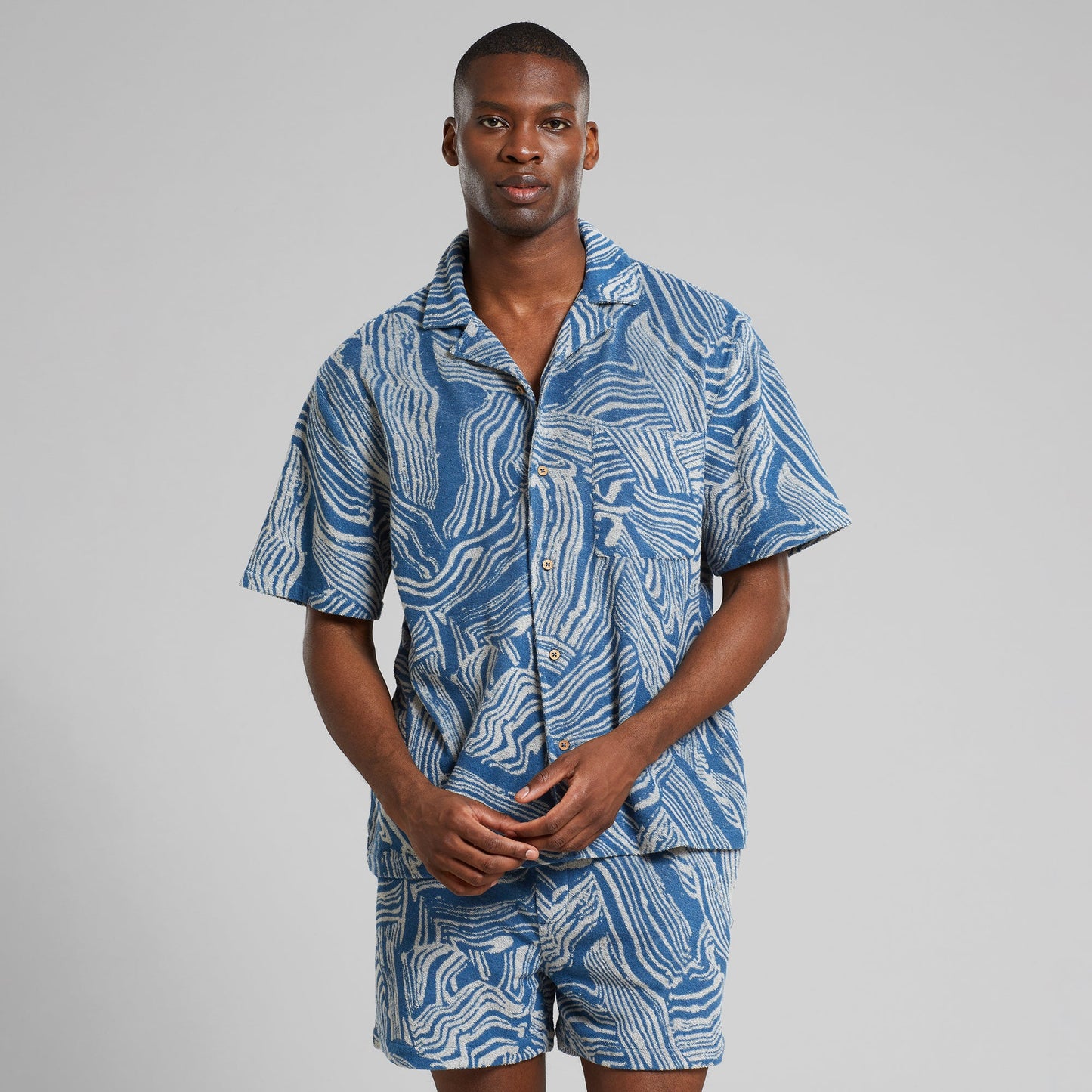 Chemisette en éponge de coton bio | bleu "terry shirt marstrand clay swirl blue"
