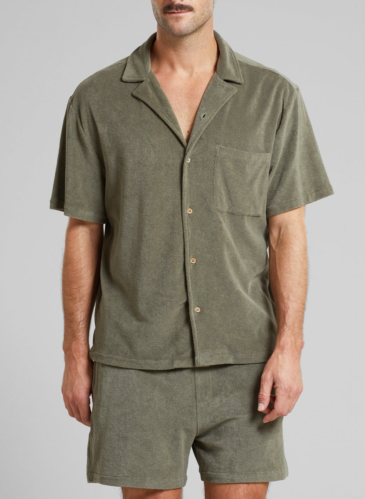 Chemisette en éponge de coton bio | kaki "terry shirt marstrand vertiver green"