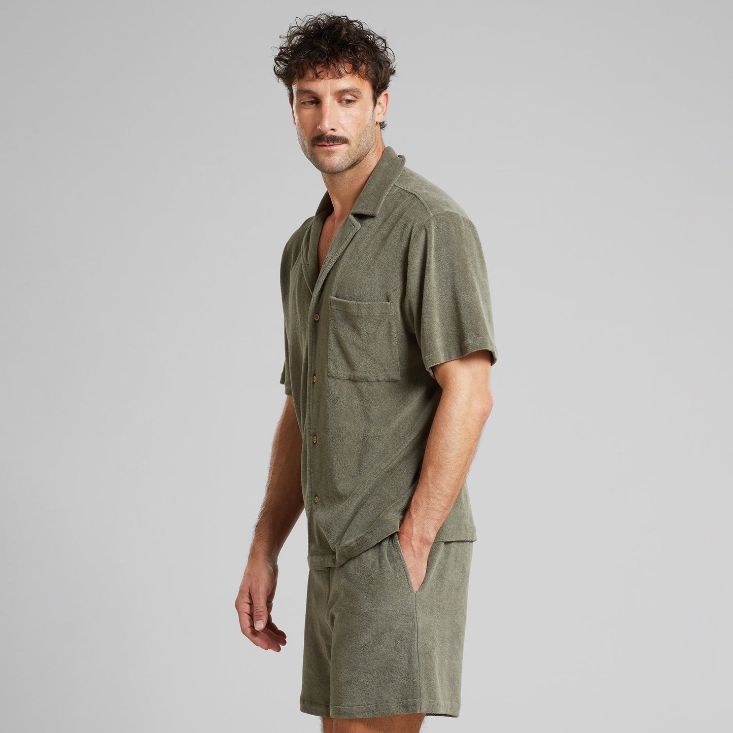 Chemisette en éponge de coton bio | kaki "terry shirt marstrand vertiver green"