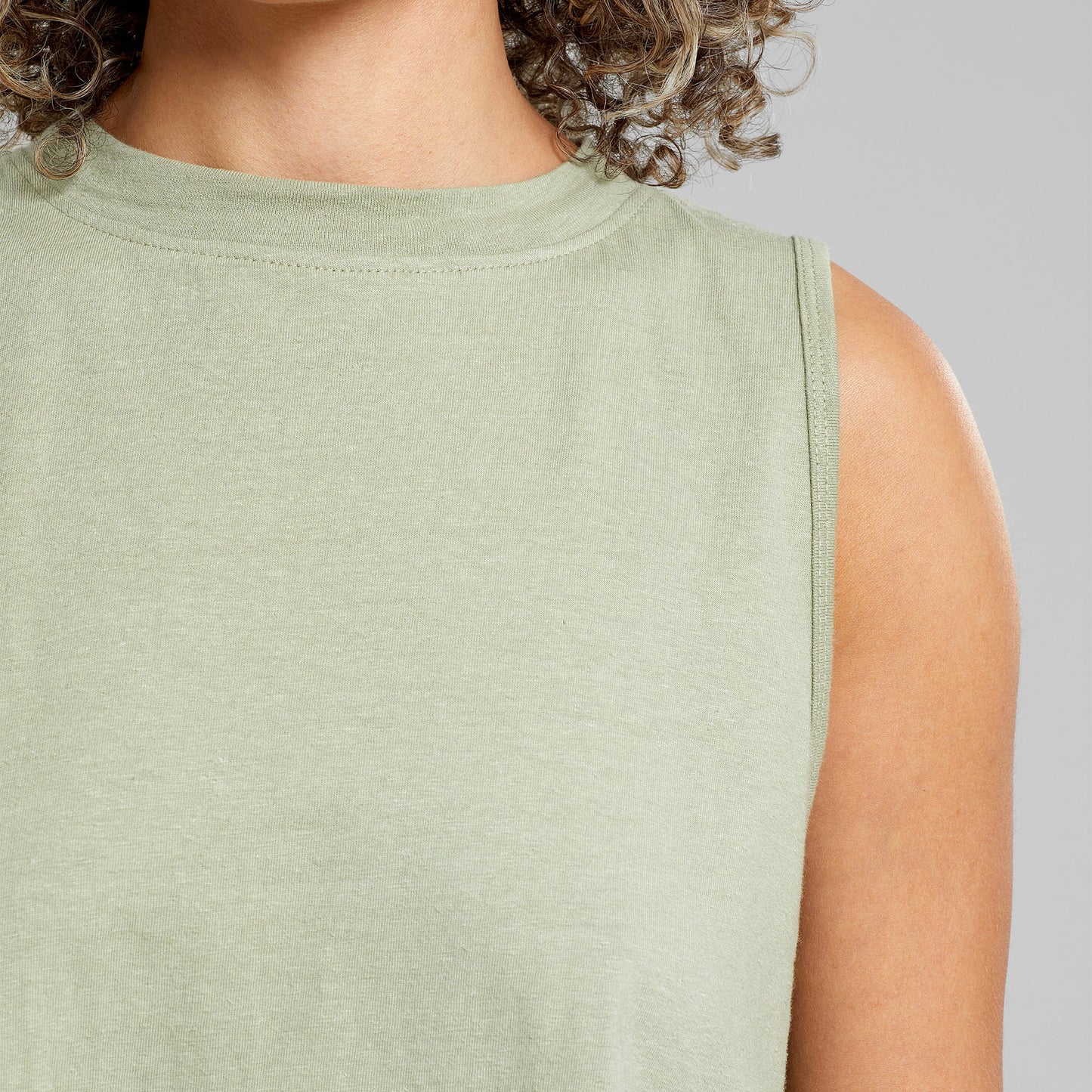 Débardeur en coton bio et chanvre | Vert "top namsos hemp tea green"
