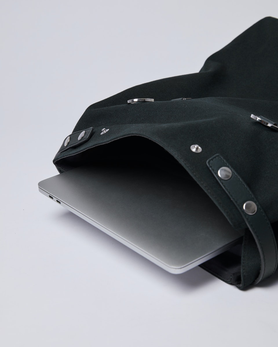 Sac à dos en cuir et coton bio | noir "hege metal hook"
