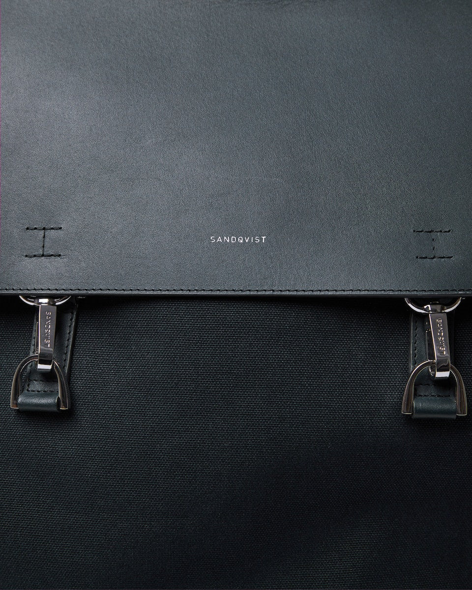 Sac à dos en cuir et coton bio | noir "hege metal hook"