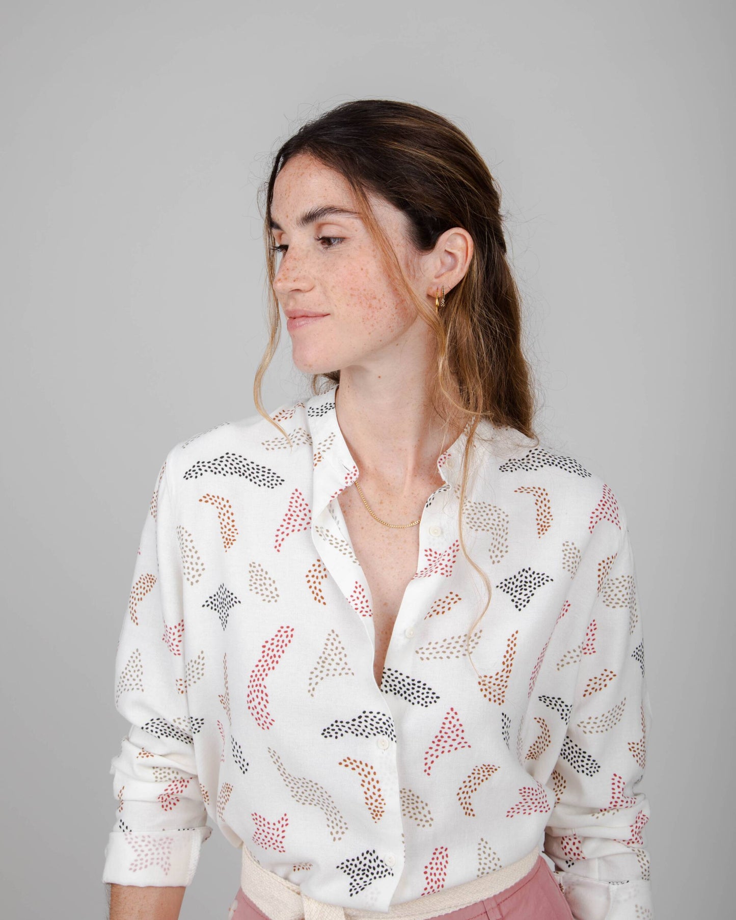 Chemise à motifs col mao en ecovero - maria regular mao blouse white
