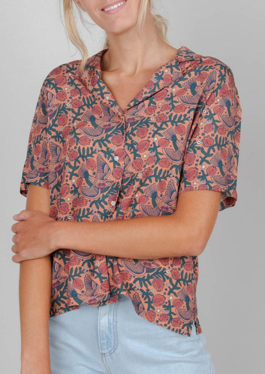 Chemisette à motifs en ecovero | rose "passerine aloha blouse coiro"
