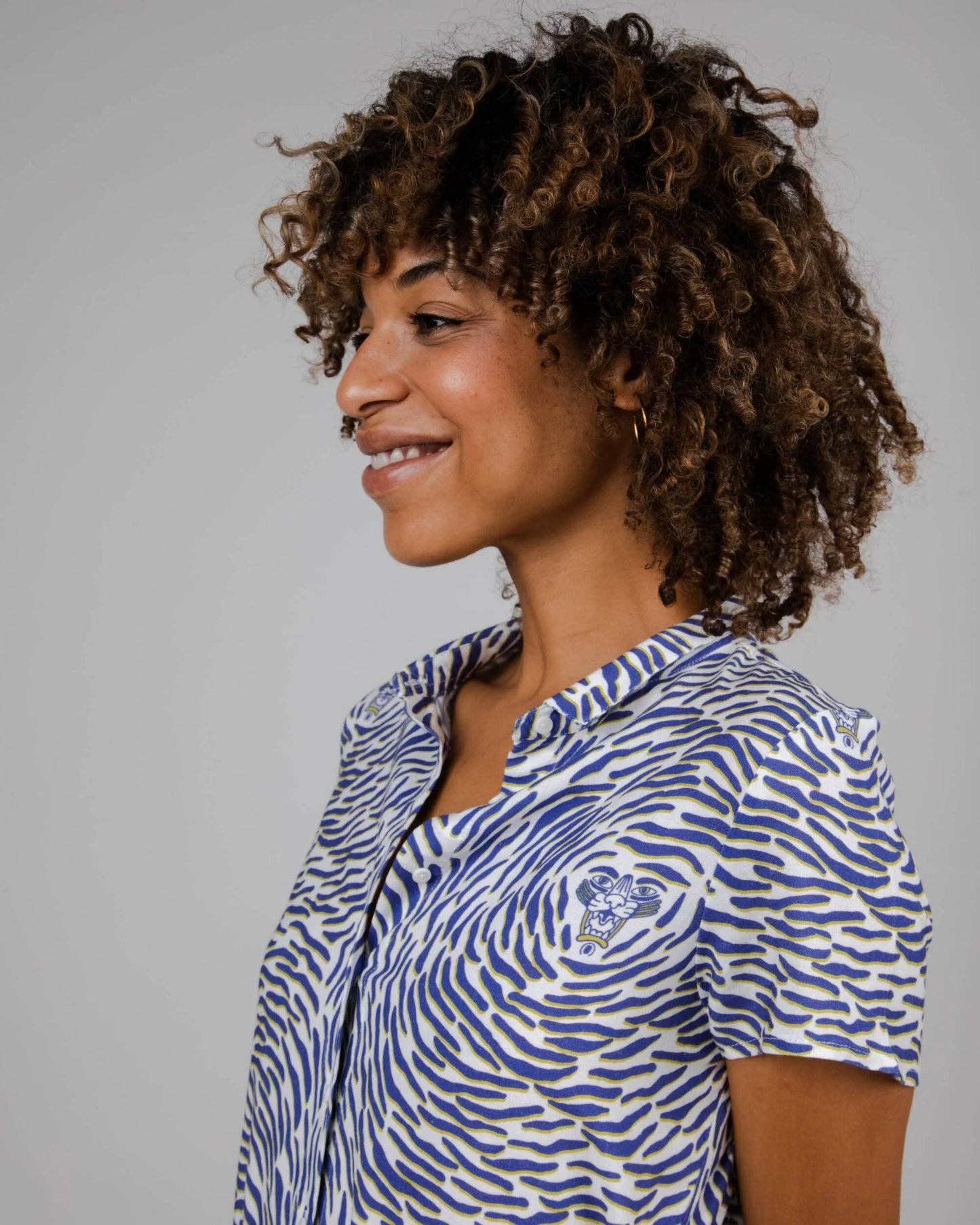 Robe courte à motifs en ecovero et lin - tiger midi dress white - white