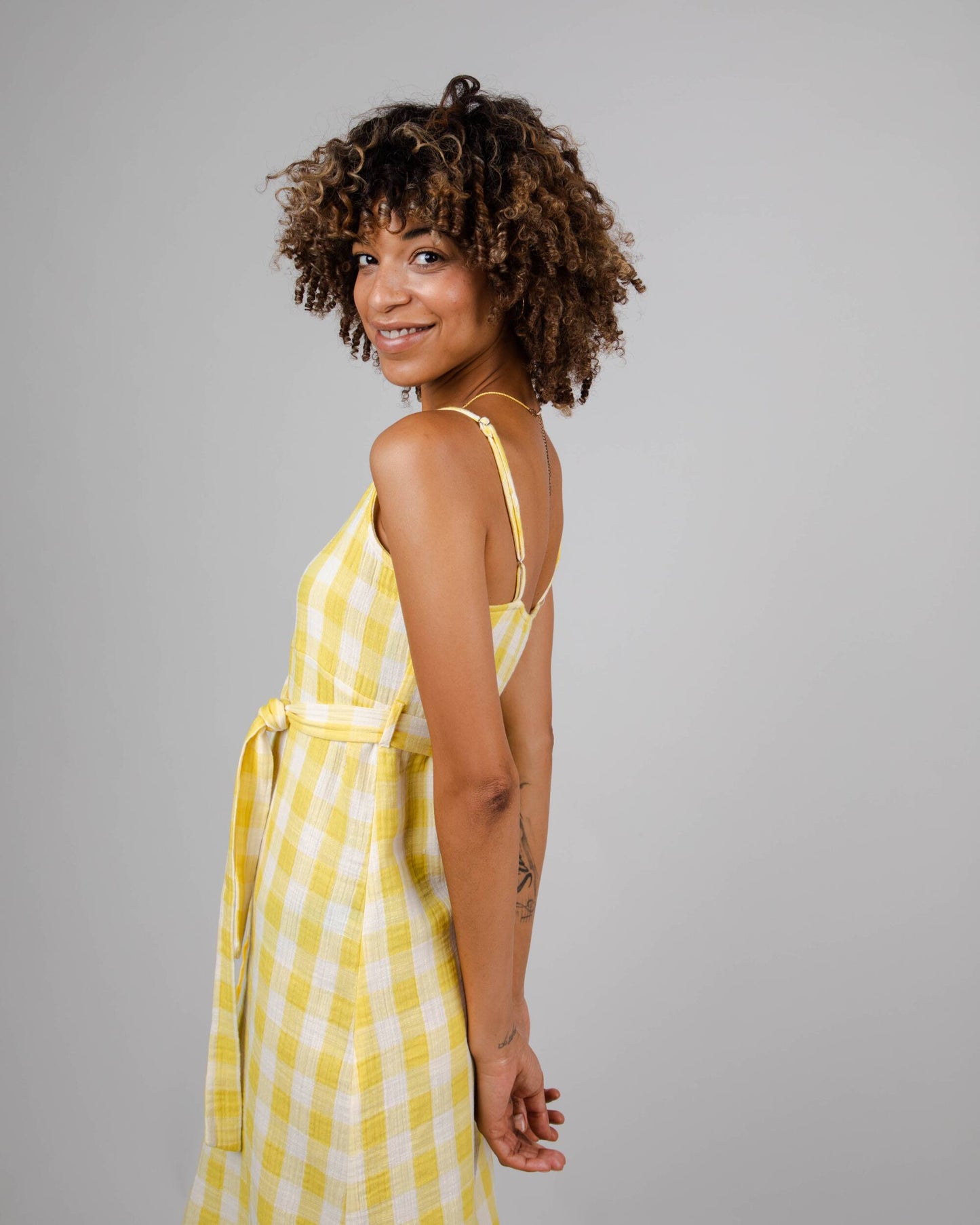 Robe en coton bio et matière recyclée | Vichy jaune "lorena strap dress lemon"