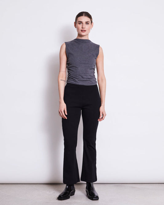 Pantalon flare cropped en coton bio | noir "miosa black"