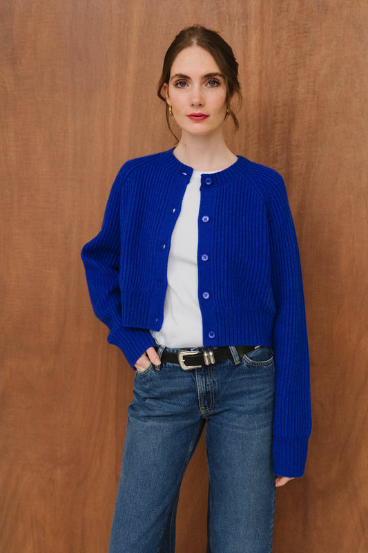 Gilet en laine bio | bleu "wool cropped cardigan blue klein"