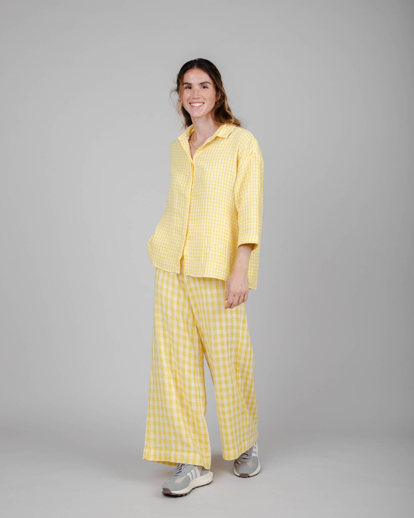Pantalon vichy jaune en coton bio et matière recyclée - lorena lemon yellow