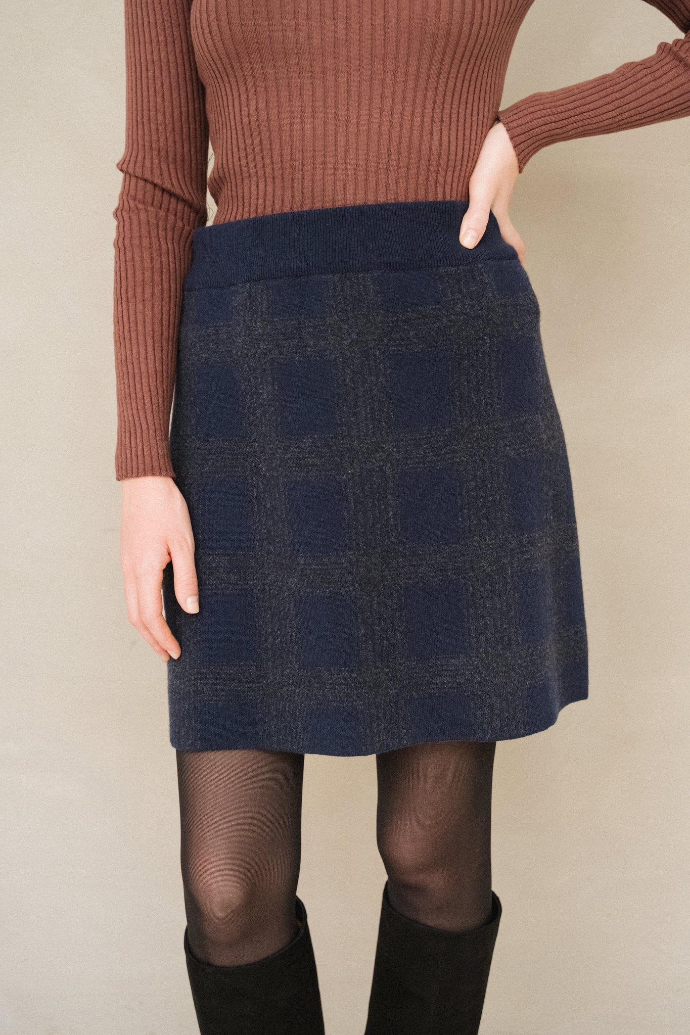 Jupe en coton bio et laine | marine "darlaa check - night sky-steel melange"