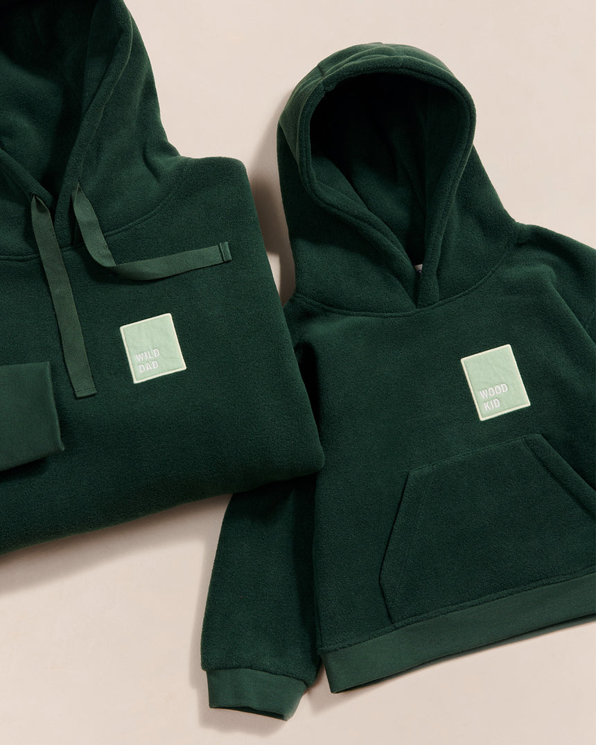 Sweat à capuche polaire en matière recyclée | Vert "wood kid vert nuit"