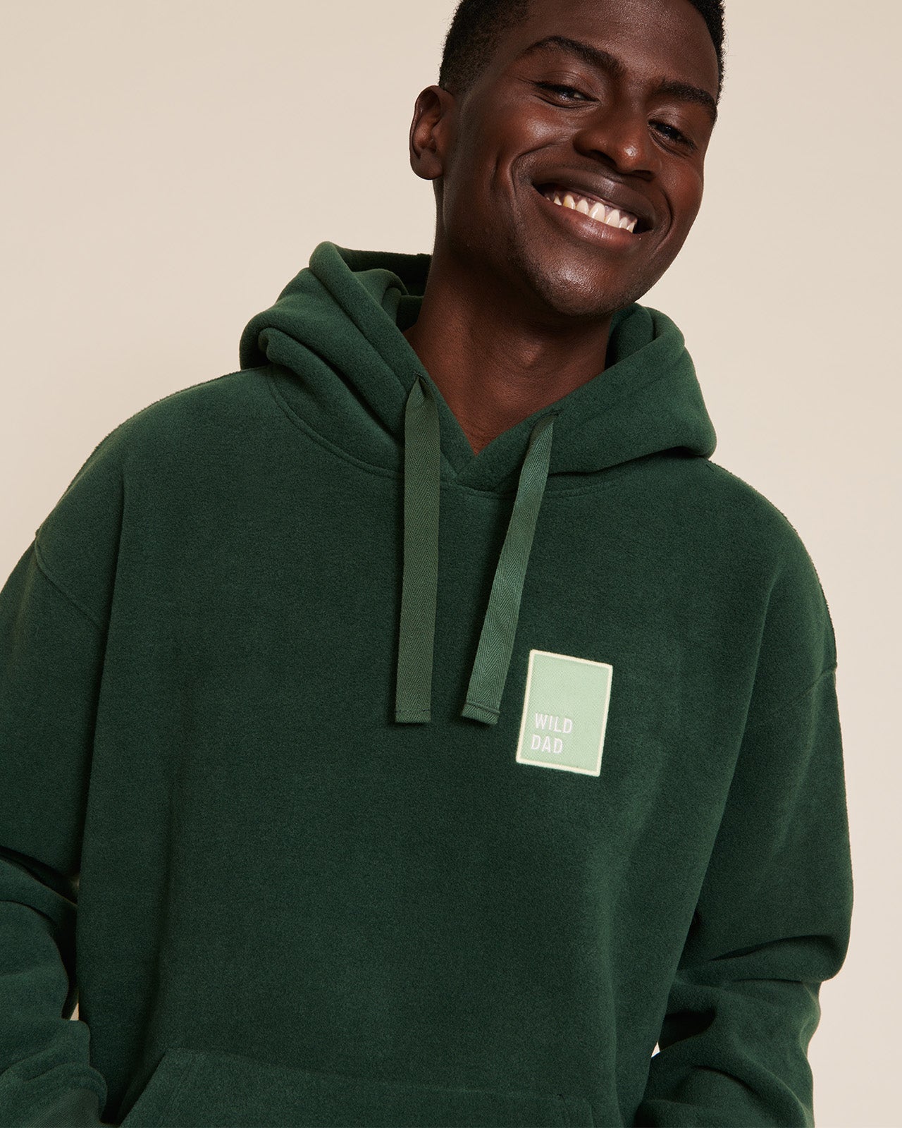 Sweat à capuche polaire en matière recyclée | Vert "wild dad vert nuit"