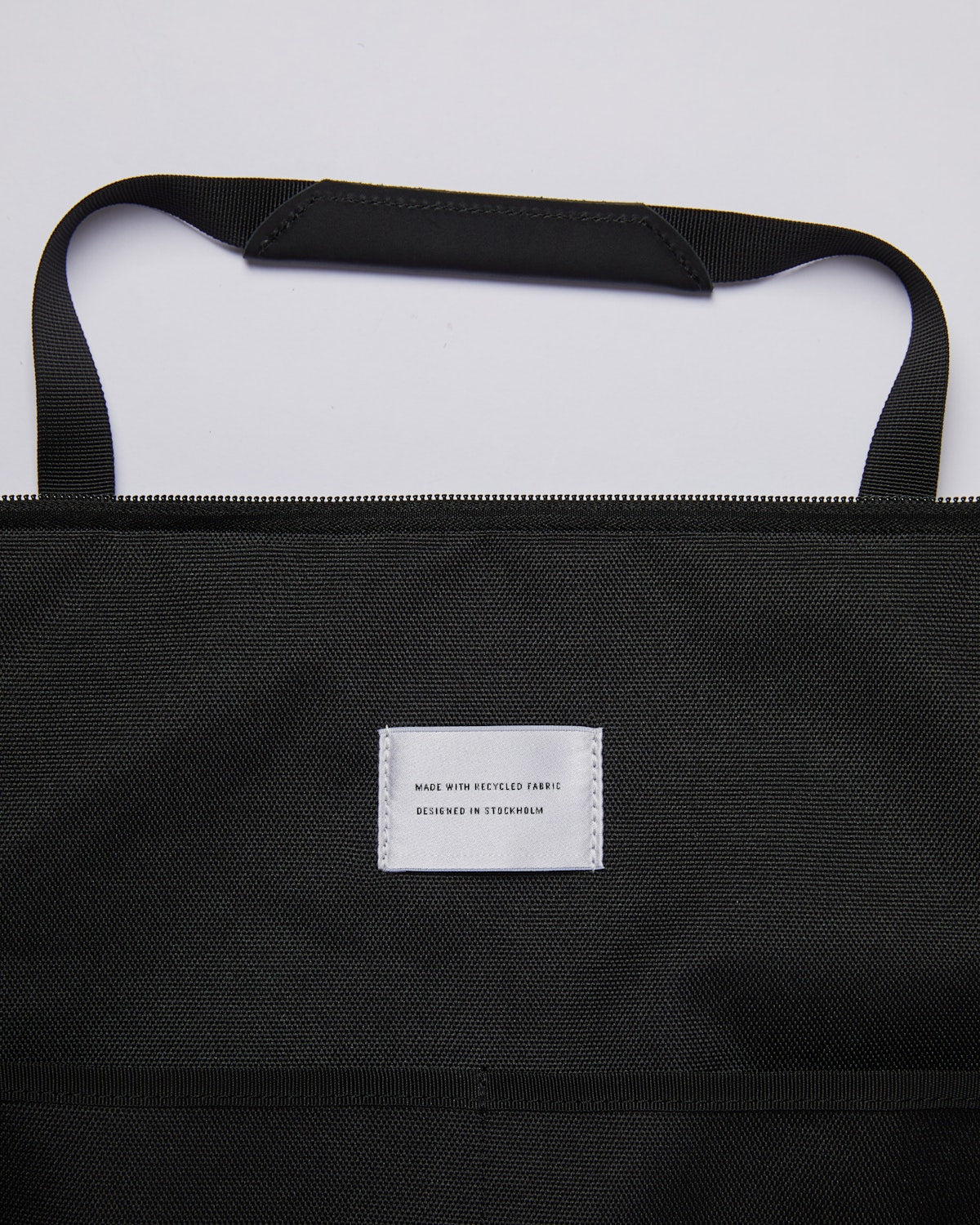 Sac de voyage en matières recyclées - noir "milton black with black leather"