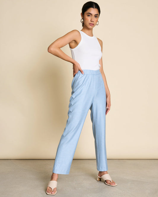 Pantalon droit bleu ciel en ecovero - adora light denim