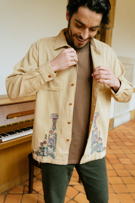 Chemise épaisse écru brodée en crêpe de coton bio - vincent floral cream